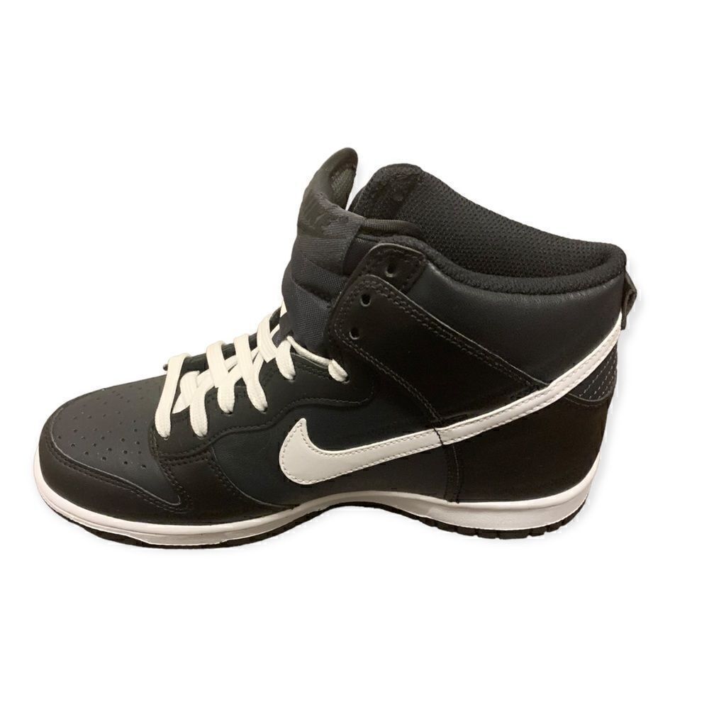 NIKE AIR JORDAN 1 Sneakers, Like new